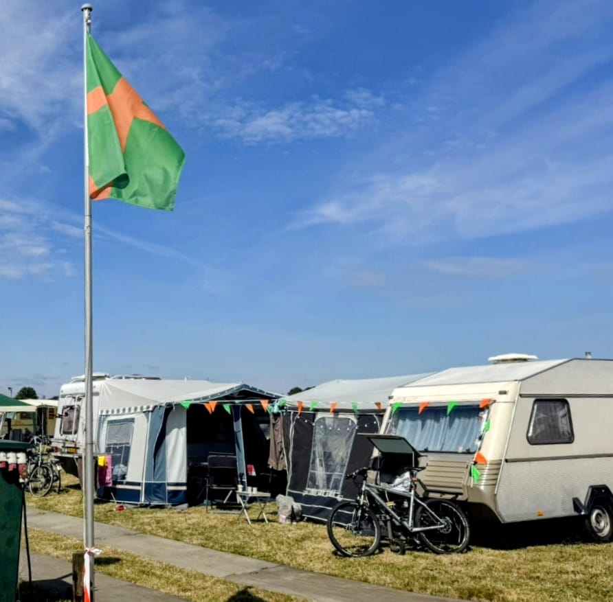 Normale kampeerplaats met stroom